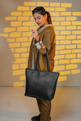BLACK CLAIRE TOTE