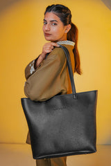 BLACK CLAIRE TOTE
