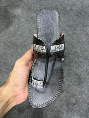 Mehr Black Kolapuri Chappal - Women