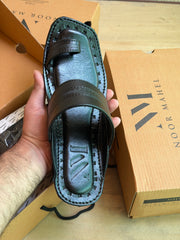 Shahi Comfy Black Kolhapuri - Men