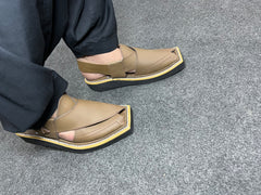 KAPTAAN Beige Peshawari Chappal