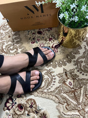 URBAN NOIR BLACK SLIDE