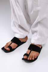 Peshkaar Black Kolapuri Chappal