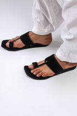 Peshkaar Black Kolapuri Chappal