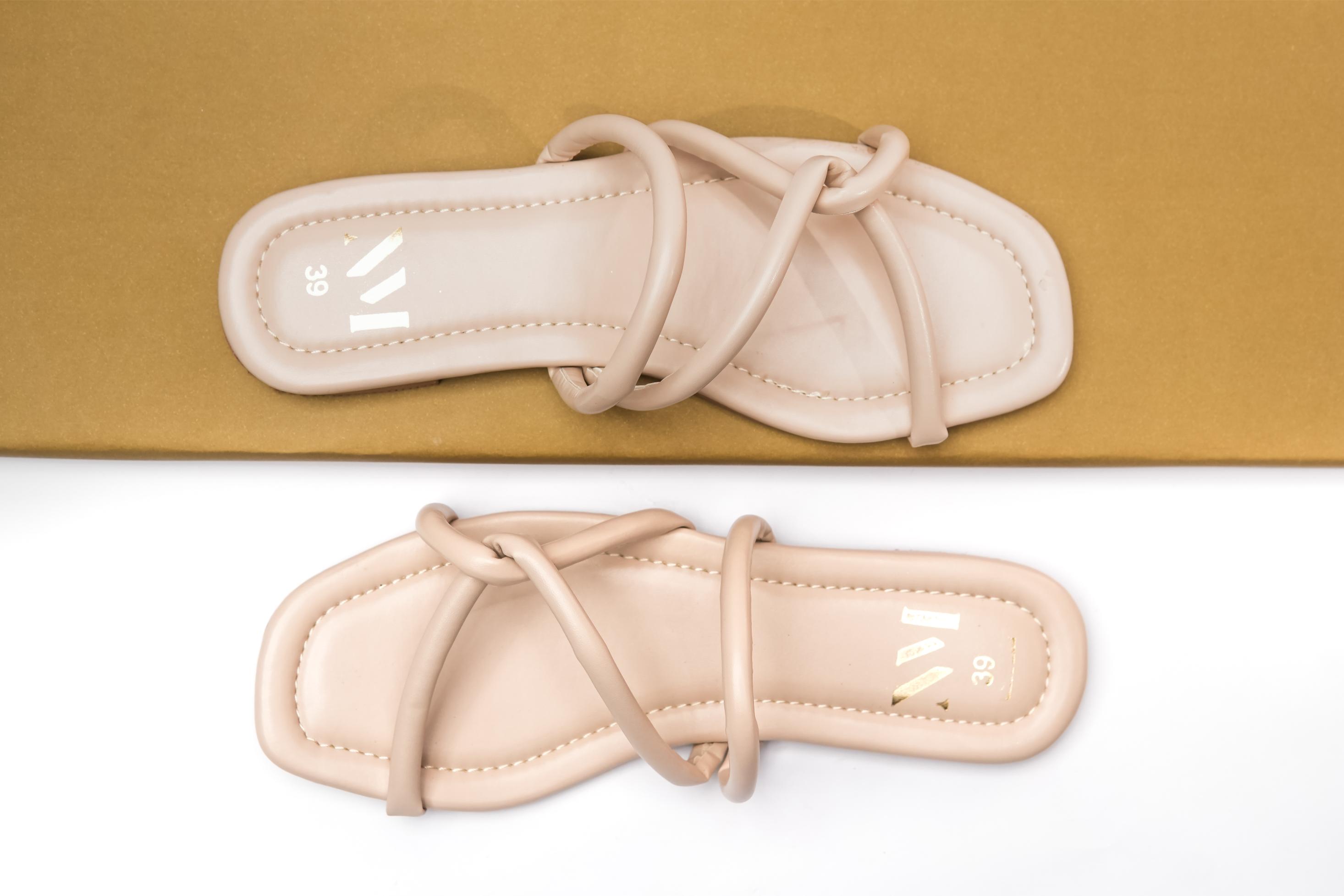 CASUAL COMFORT BEIGE SLIDE