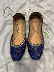 Noor Blue Khussa