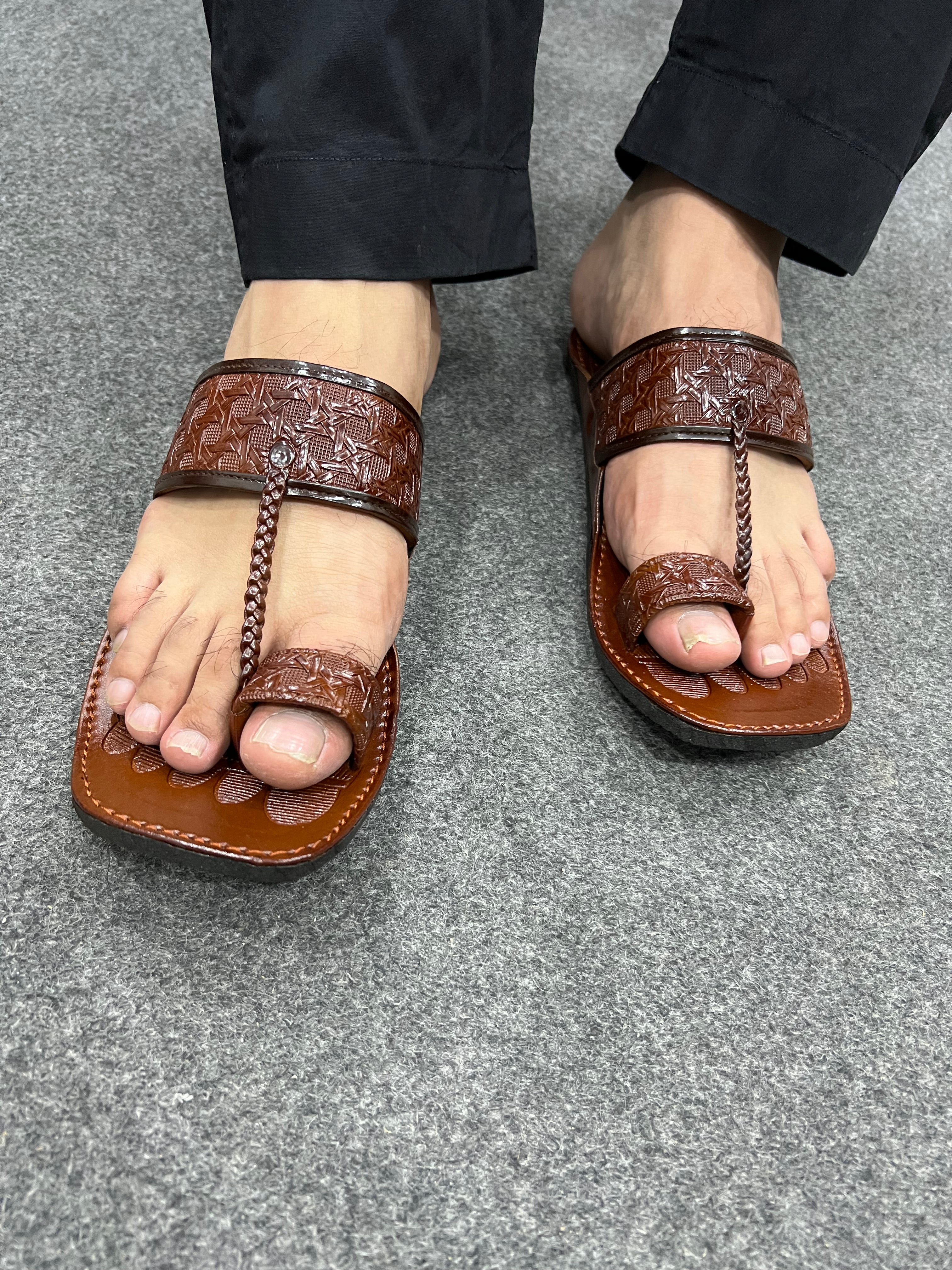 Riwaj Brown Kolapuri Chappal