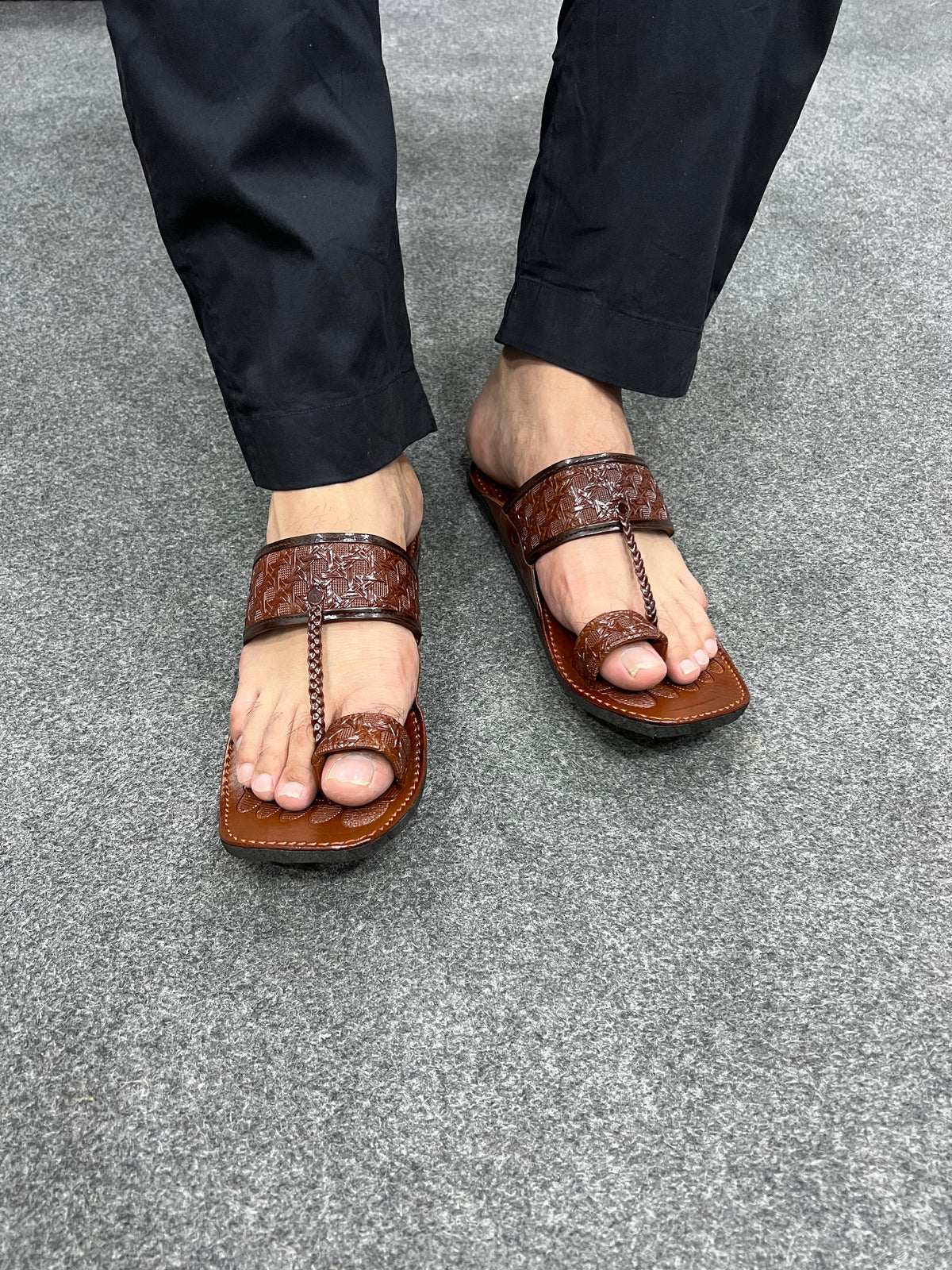 Riwaj Brown Kolapuri Chappal