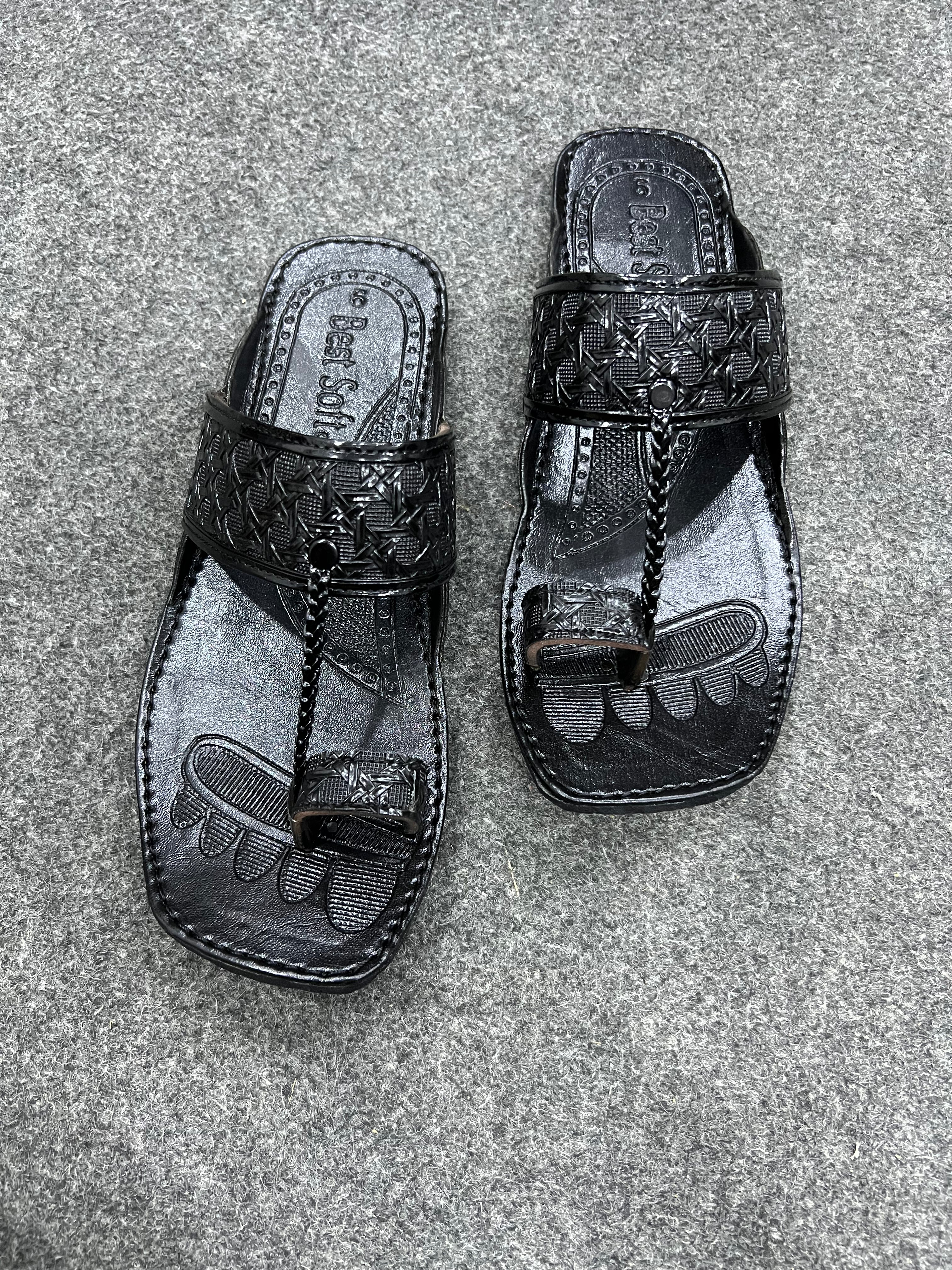 Riwaj Black Kolapuri Chappal