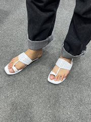 White Kolapuri Chappal