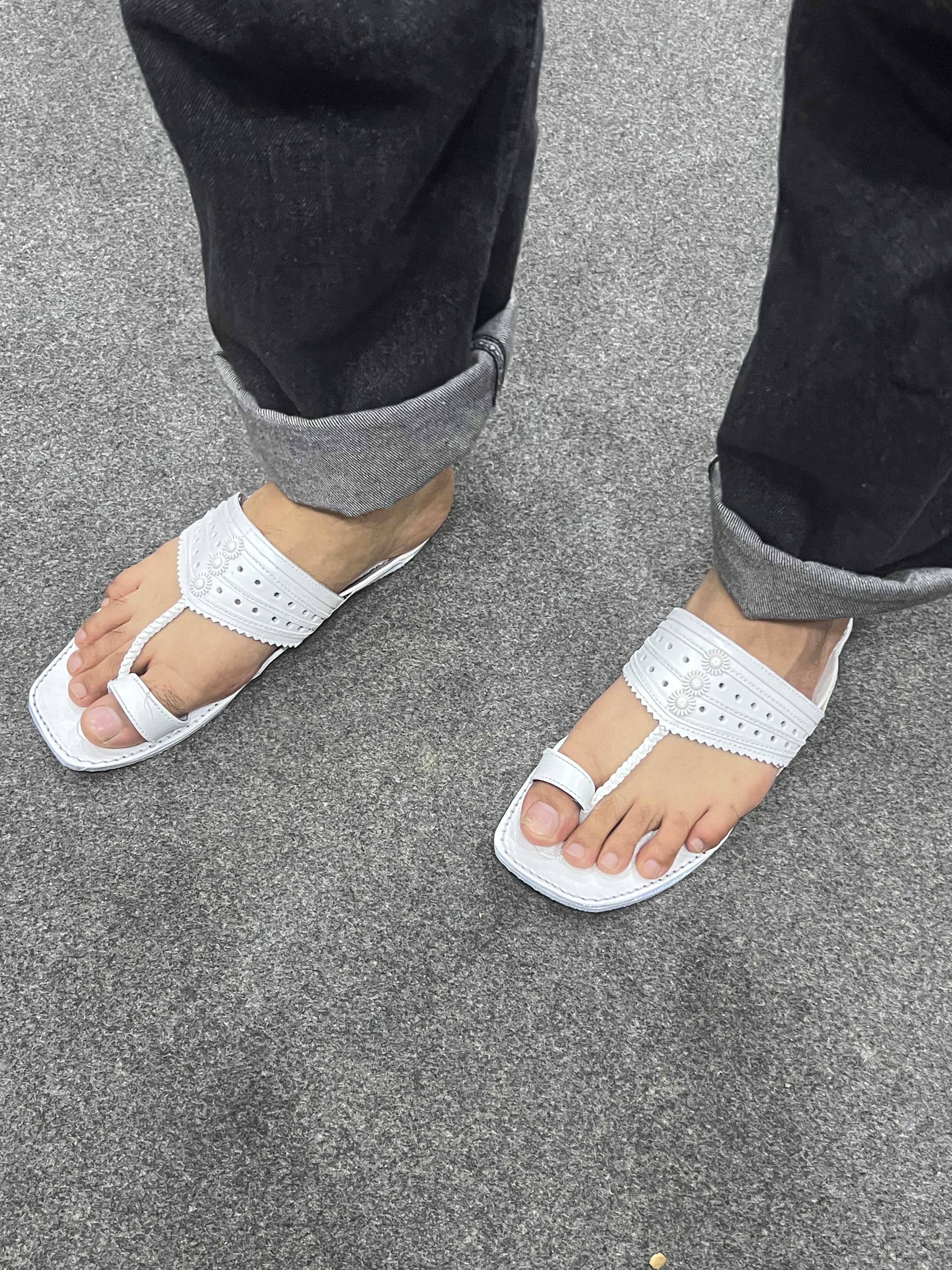 White Kolapuri Chappal