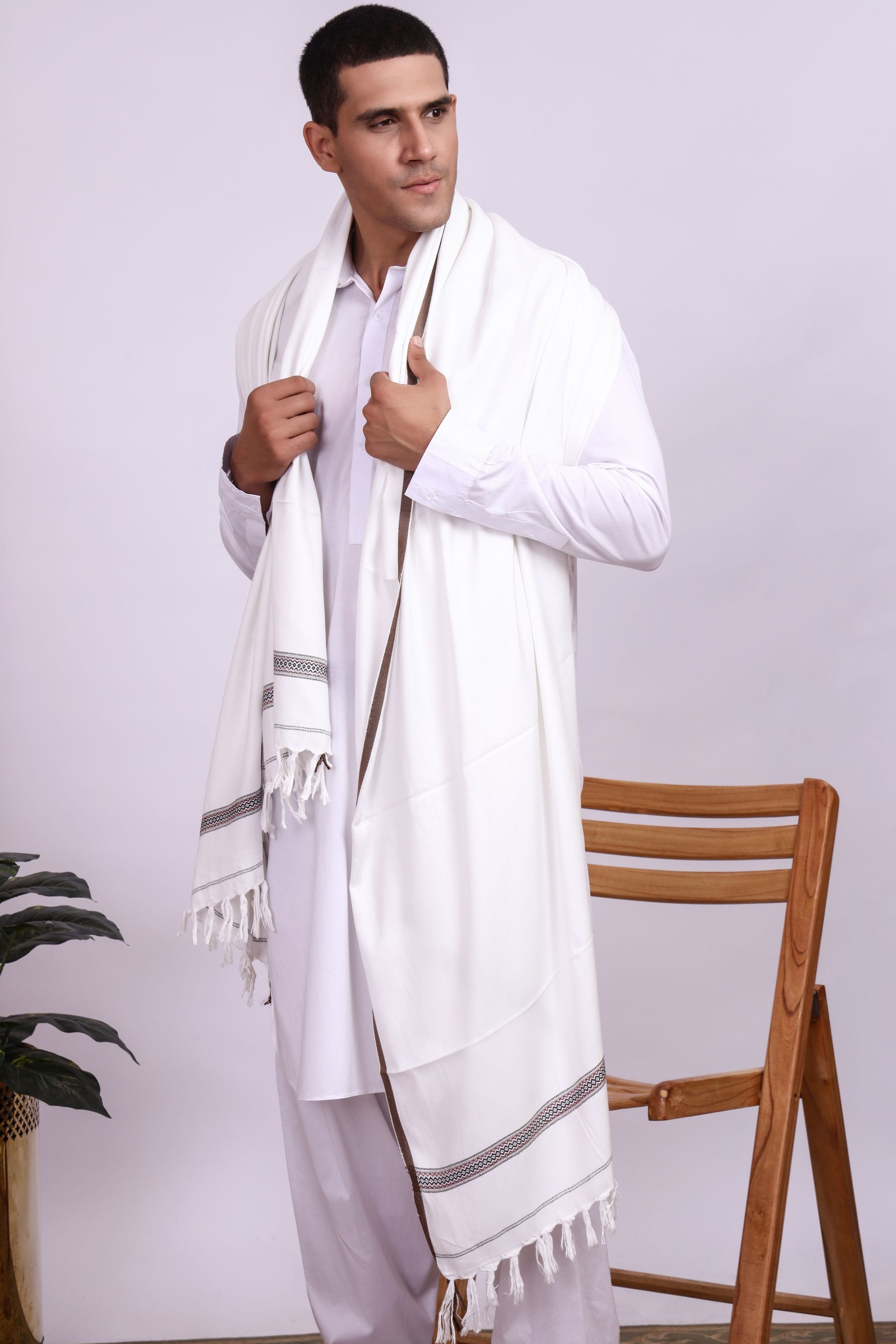 Jashan White Men Shawl