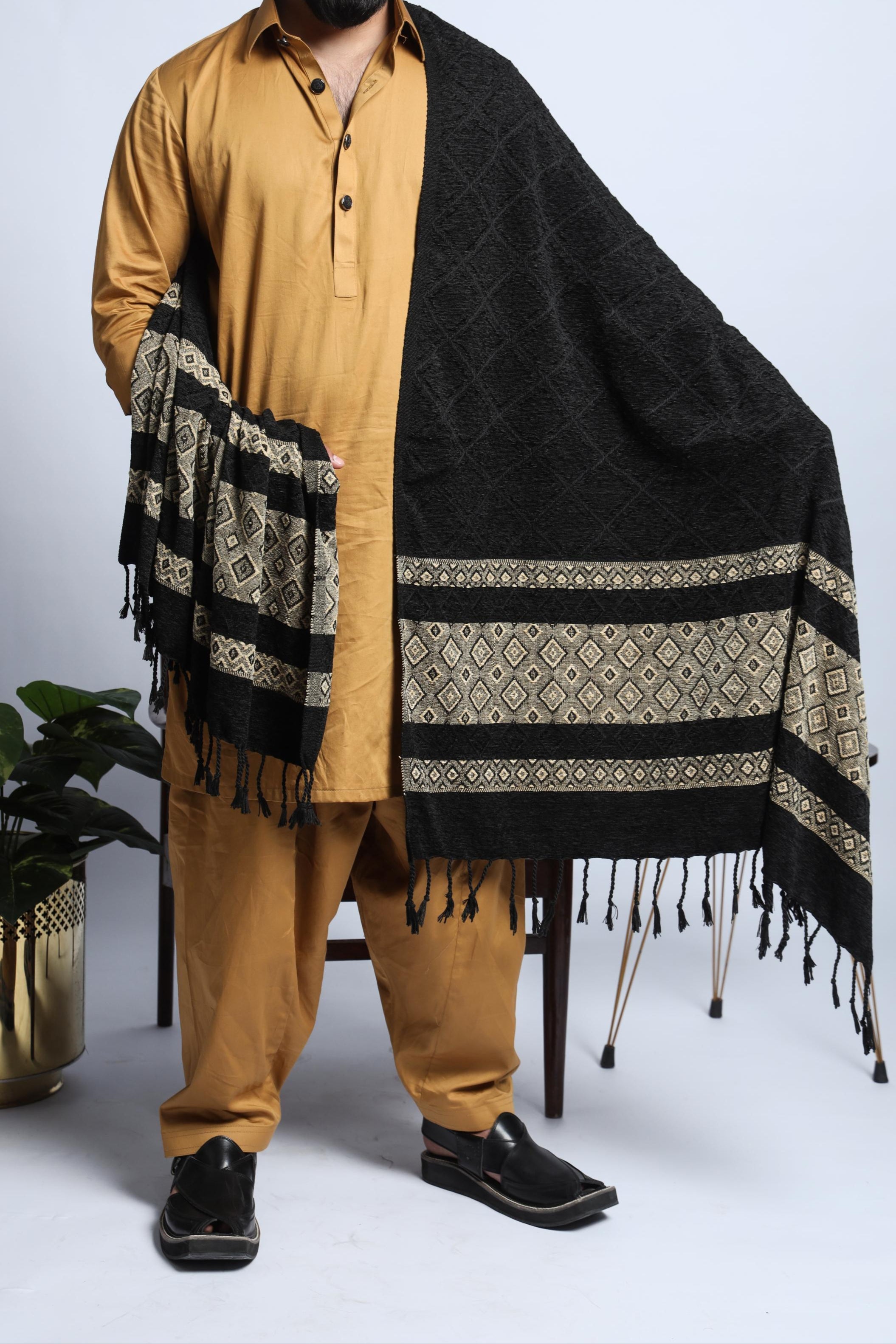 Raag Black Premium Men Shawl