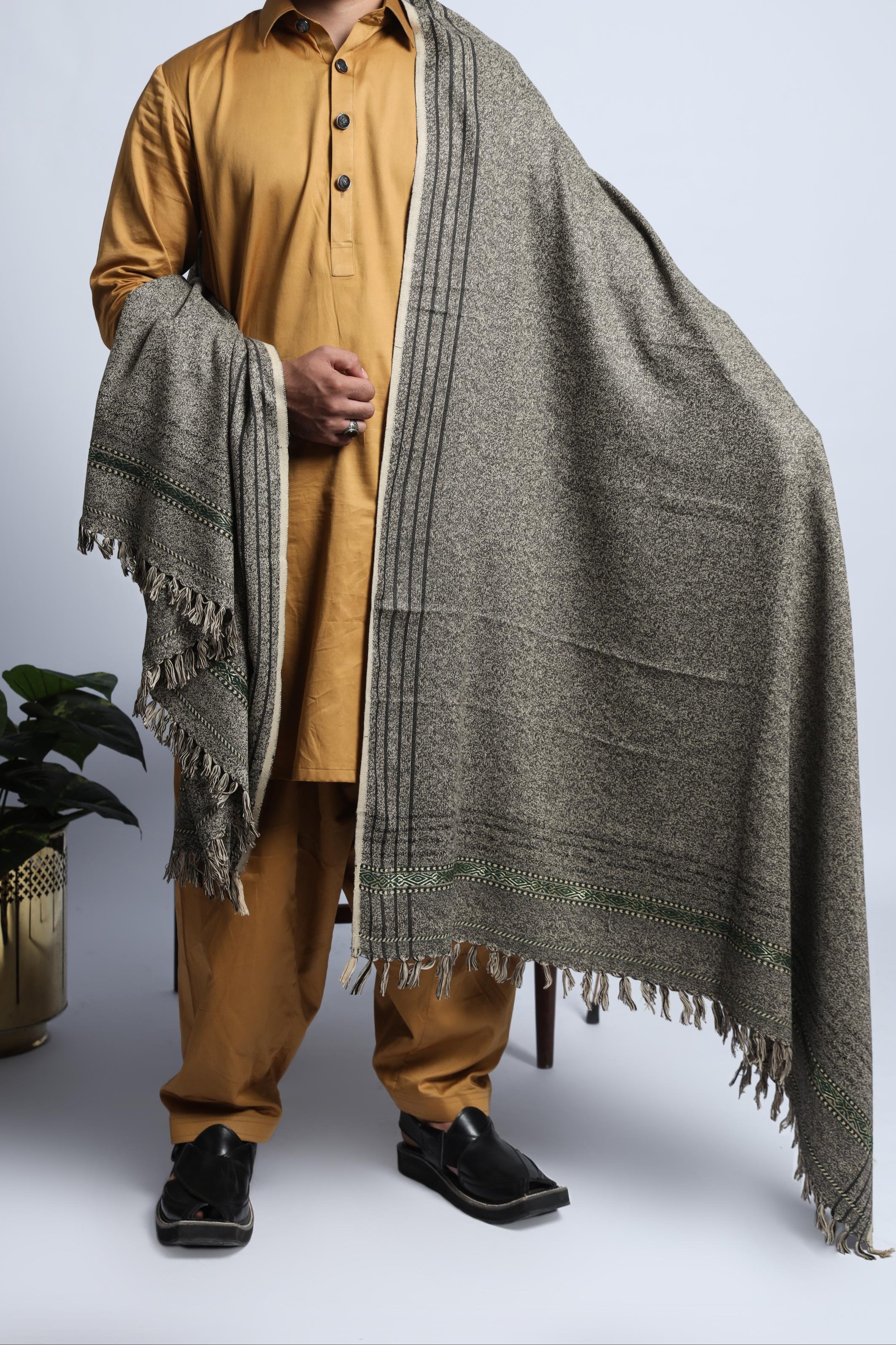 Falah Gray & Black Textured Men Shawl