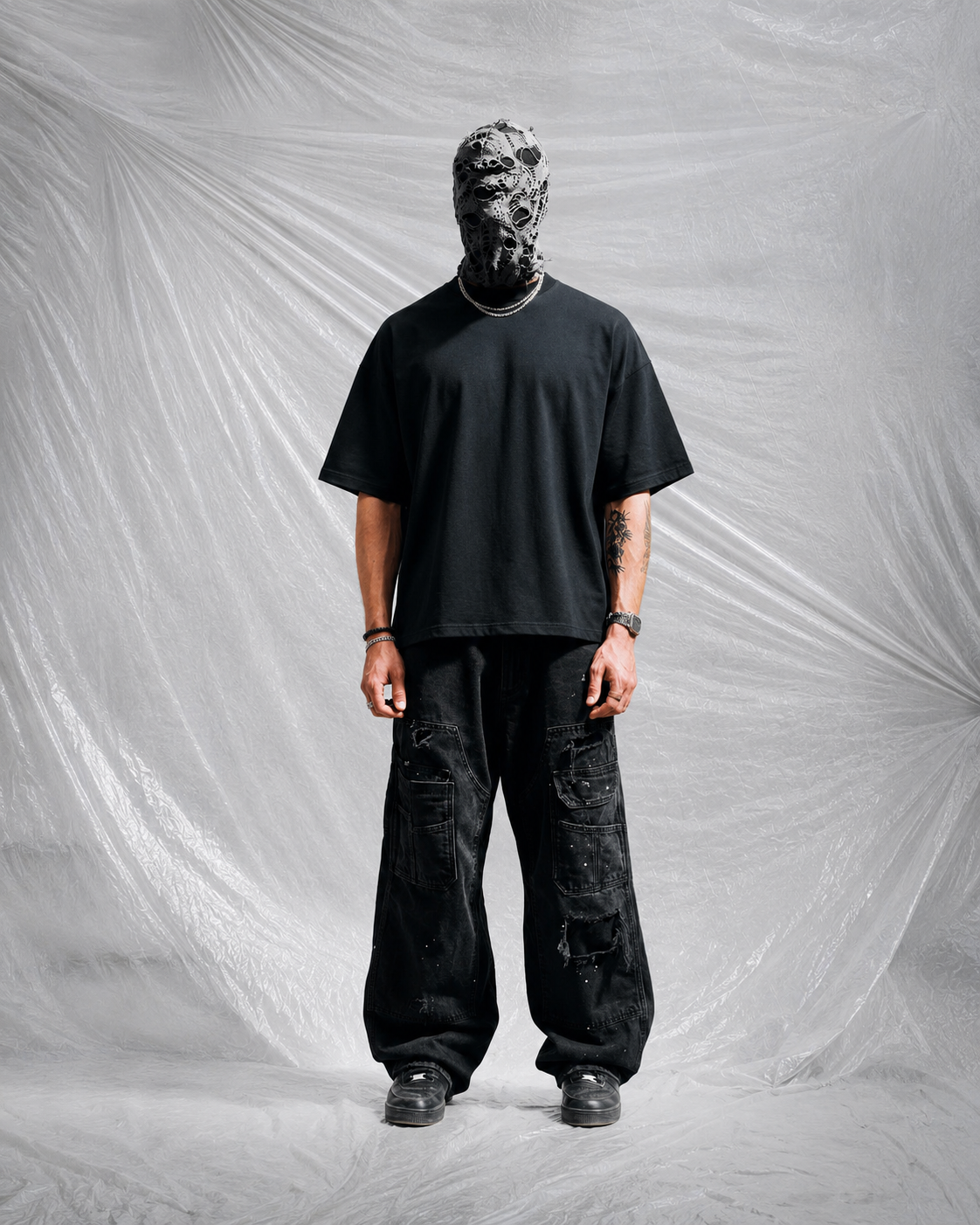 BLACK OVERSIZED BASIC T-SHIRT
